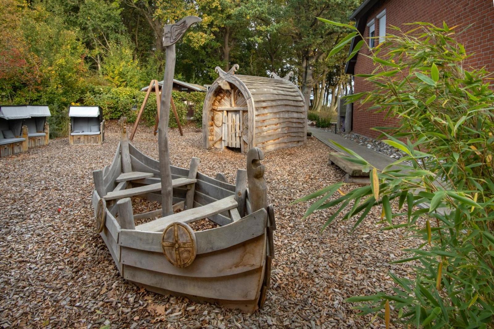 Traumhaftes Appartement - Odins Blick Wohnung 13 , Sauna Und Privatstrand, Blick Zur Ostsee ลอบเบอ ภายนอก รูปภาพ
